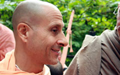 Radhanath Swami With Devotees